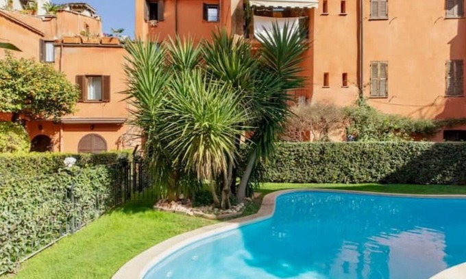 Trastevere Condo | Trastevere Pool & Garden