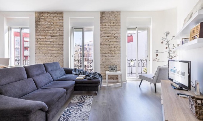 En Corts Apartment | Travel Habitat Ruzafa Apartment