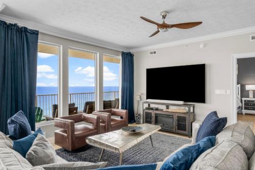 Lower Grand Lagoon Apartment | Treasure Island #1401