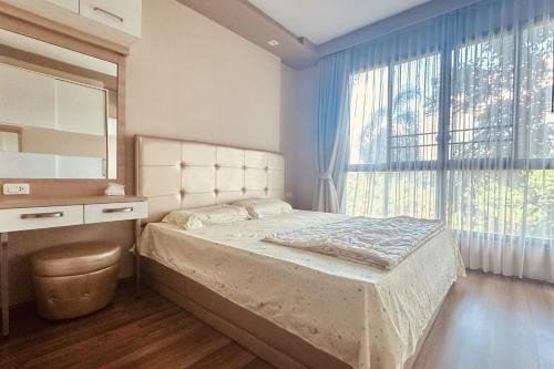 Nong Pa Khrang Apartment | Treasure swimming Condo WiFi