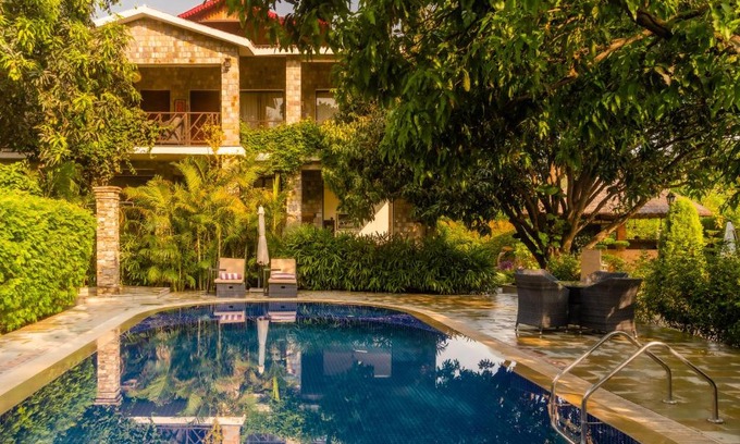 Bail Parao Resort | Tree of Life Vanvilas Riveredge Corbett