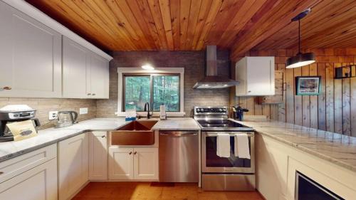 Ludlow House | Treehouse Home Brought to you by GetAway Vacations