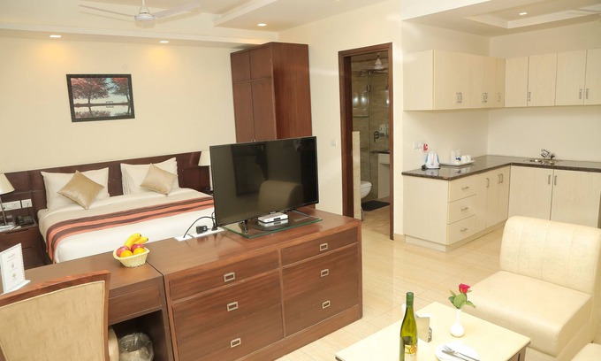 Sushant Lok House | Treehouse Neo Casa-Unit of Neo Residency