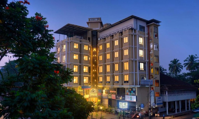 Panaji Hotel | TreeHouse Neptune Inn
