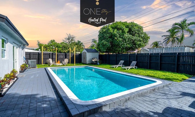 Driftwood House | Trendy Family Home -Heated Pool