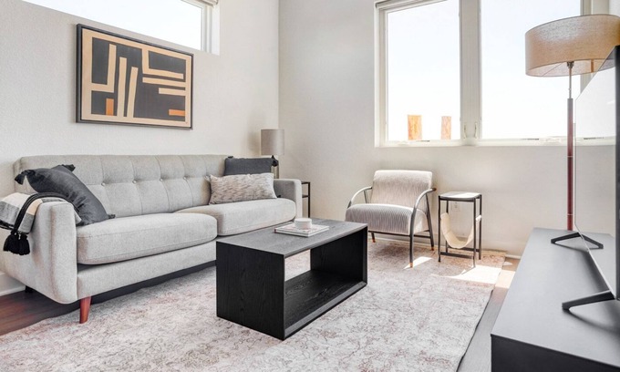 West Colfax Apartment | Trendy Sloan's Lake 1BR w/ Gym, W/D & Roof Deck, near Park, by Blueground