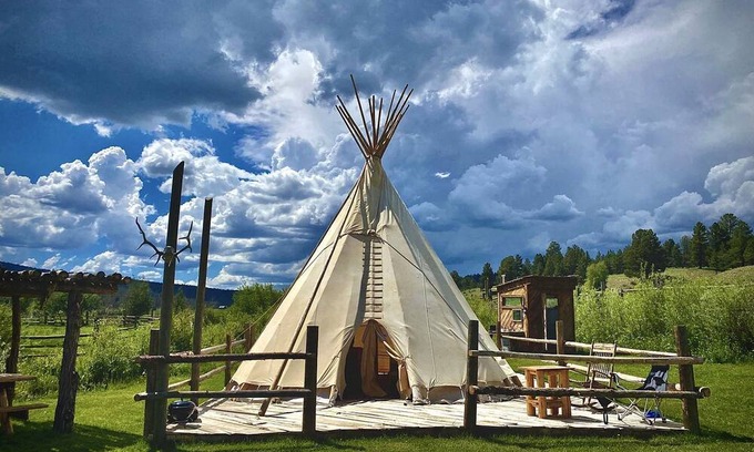 Petaca Cabin | Tres Piedras Glamping Tipis for a Nature Escape near Taos