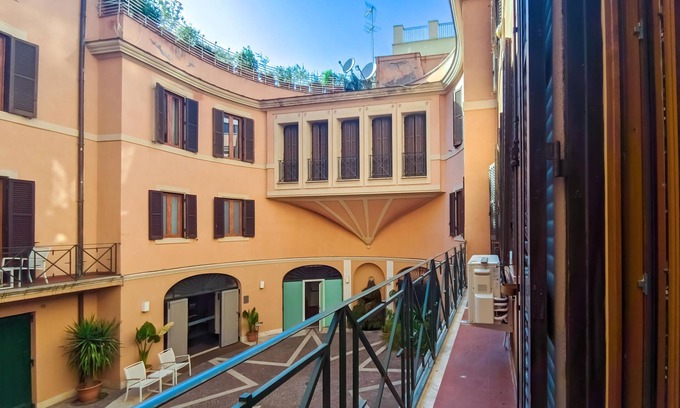 Repubblica Apartment | Trevi Ducal Palace