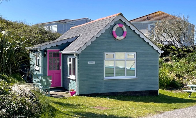 Hayle Apartment | Trewoon is a charming traditional wooden chalet, nestled within the dunes on the Riviere Towans