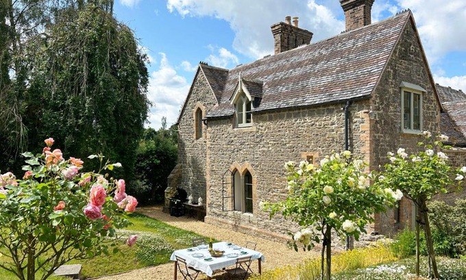 Hopton Castle House | Trillow House, Clungunford, Ludlow