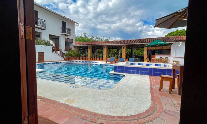 Barichara House | Triple Ofrece un Alojamiento Cómodo y Funcional, Ideal Para Grupos Pequeños