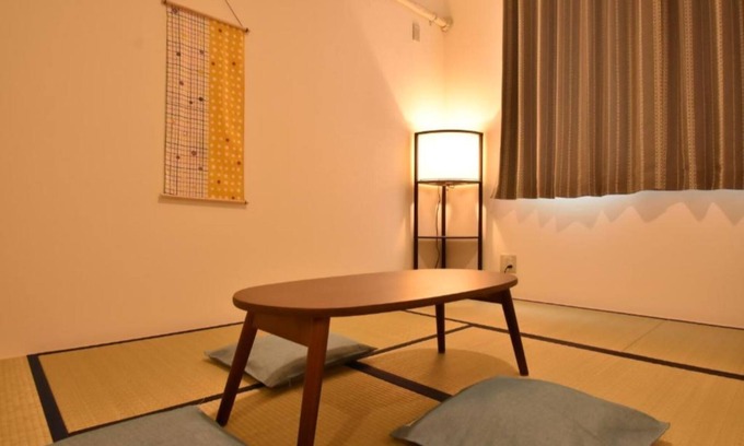 Dotonbori Hotel | Triple room with private bathroom/Osaka Ōsaka