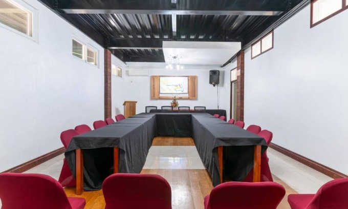 Roseau House | Trois Piton Villa - Villa Copthall
