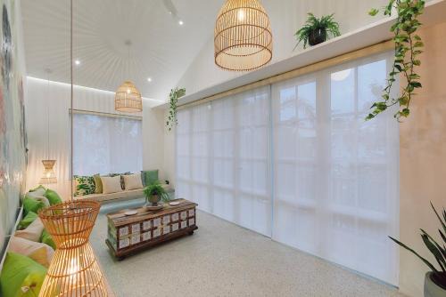 Pamankada East Apartment | Tropical Loft Living In Colombo 6