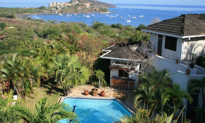 Playa Flamingo Villa | Tropical Villa with Pool and Spectacular Views! Villas Casa Loma - Suite 102
