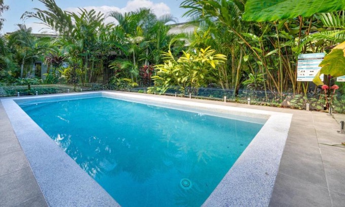 Clifton Beach House | Tropicana Resort - Clifton Beach