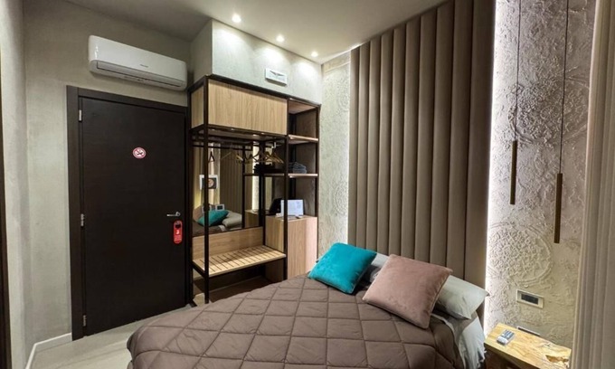 Centro Storico House | Tropicana room