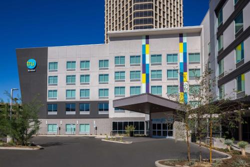 Encanto Hotel | Tru By Hilton Phoenix Midtown