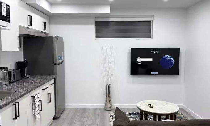 Winnipeg Apartment | Trueserve Elegant 2-Bedroom Basement Suite