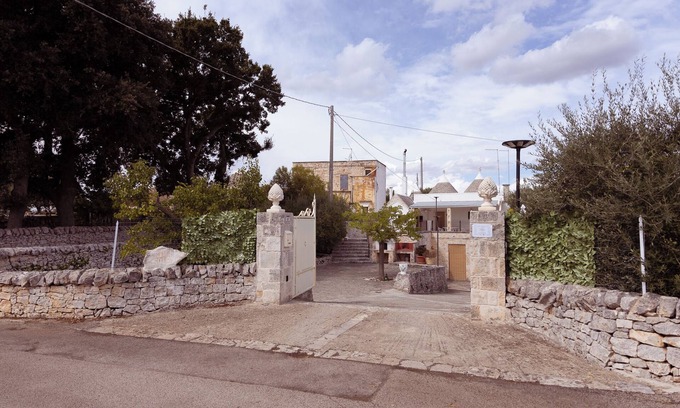 Locorotondo House | Trulli Soleti - trulli surrounded by nature, less than 2 km from the centre