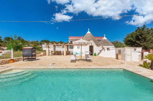 Putignano Villa | Trullo DoMi by Perle di Puglia