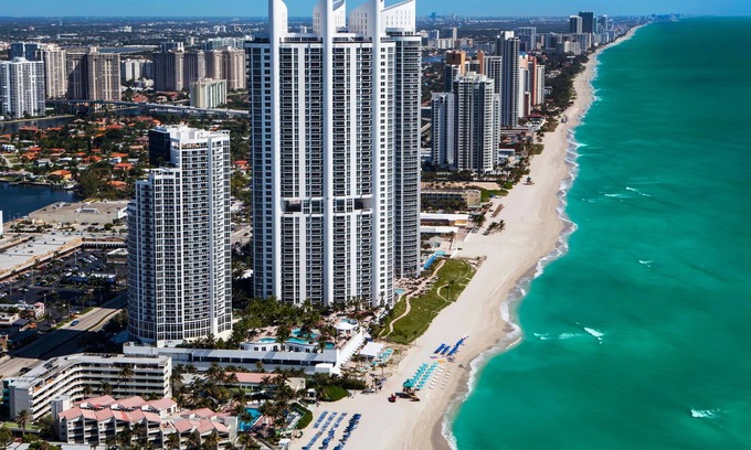 Sunny Isles Beach Resort | Trump International Oceanfront Suite w/ Full Kitchen, & Incredible Views Ocean