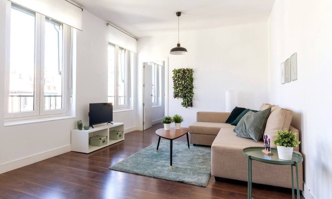 Barrio de La Latina Apartment | Tu hogar en La Latina, Calle Tabernillas