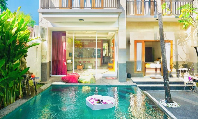 Kuta Villa | Tuban Villa located only 1.2 miles from Tuban Beach in Kuta