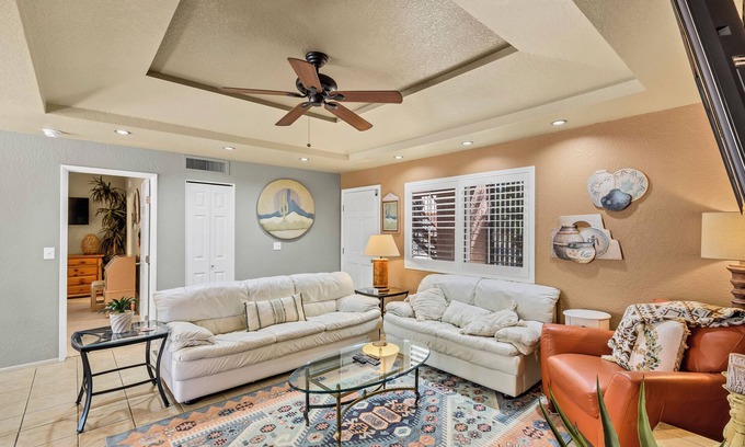 Tucson Condo | Tucson Escapes at Sabino Cnyn King, queen, office, pets, pool, and pickle ball
