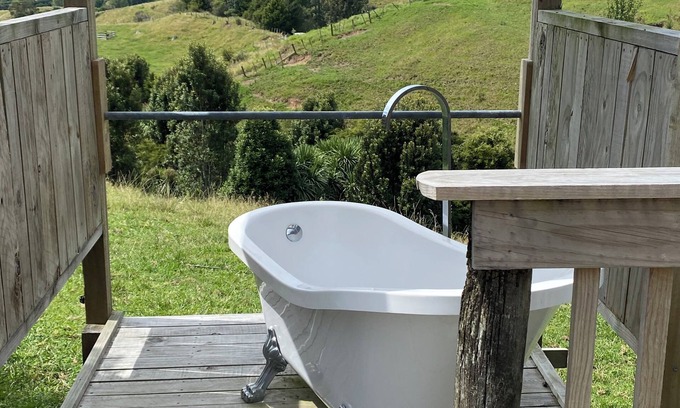 Nukuhou Cabin | Tui cabin, the perfect getaway