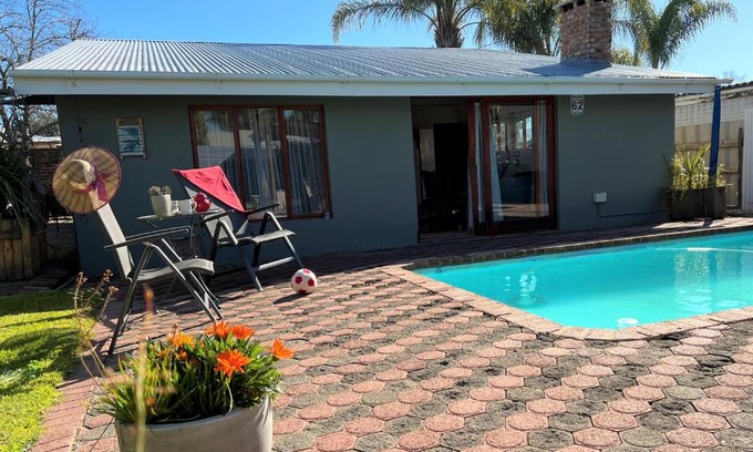 Oudtshoorn Apartment | Tuinhuis