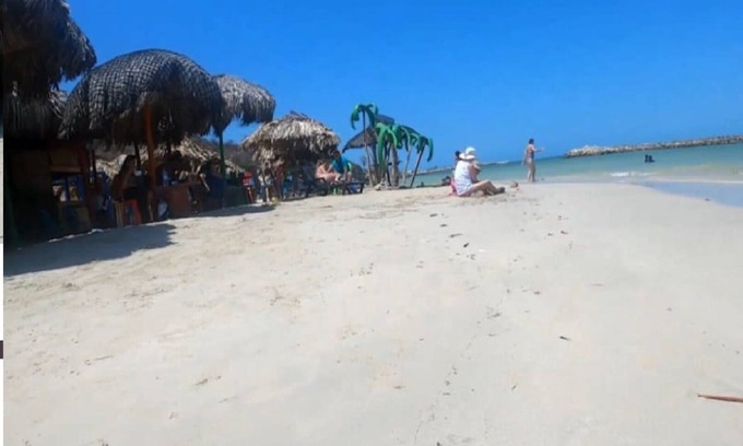 Tierra Bomba Island Cabin | Turquoise Cabin