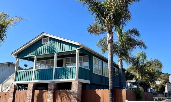 Avila Beach House | "Turquoise Tiki Avila Beach" 3 bd/2 bath, sleeps 8