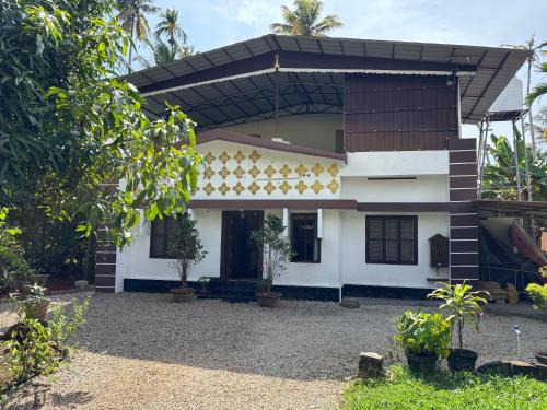 Munroe Island Bed & Breakfast | Turtle Island - Homestays