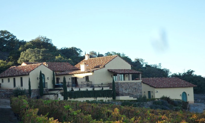 Murrieta Villa | Tuscan Inspired Vineyard Estate With Panoramic Vineyard And Mountain Views