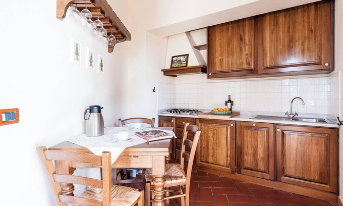 Livorno House | Tuscan vacation home with sea view and private garden