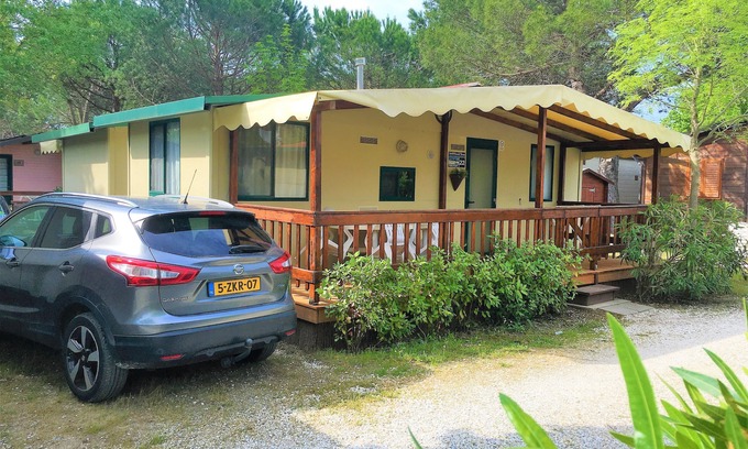Viareggio House | Tuscany, Chalet by the sea at Famlie Camping near the Sea, Pisa, Lucca