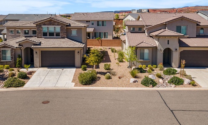 Sienna Hills House | Twice as Nice combines two side-by-side homes. Sleeps 30!