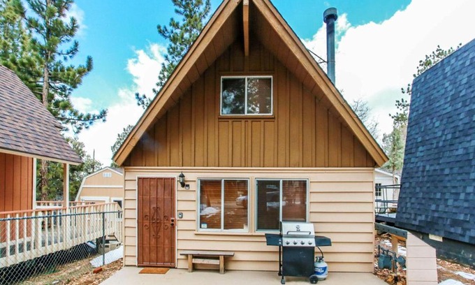 Sugarloaf House | Twin Bear