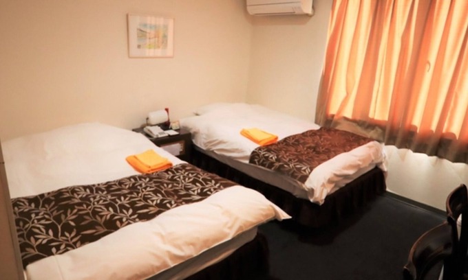 Oita Hotel | Twin room smoking with natural hot spring and fr/Oita Ōita