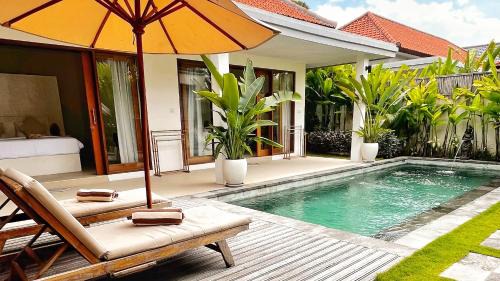 Cemagi House | Twin Villa Celestine BEDROOM 2