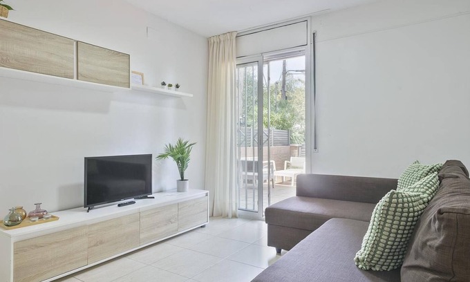 Castelldefels Apartment | Two bedroom apartment for up to 6 persons.