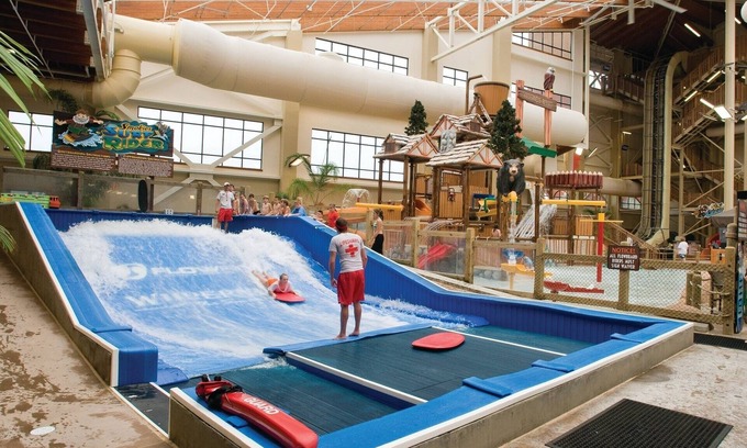 Sevierville Resort | Two Bedroom Deluxe, Pool View - Great Smokies Lodge 2562510