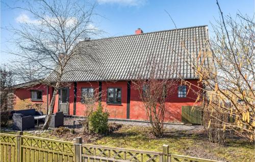Østermarie House | Two-Bedroom Holiday Home In Ostermarie