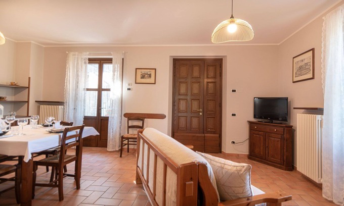 Rocca Sant'Angelo Apartment | Two-bedroom apartment in the countryside near Assisi