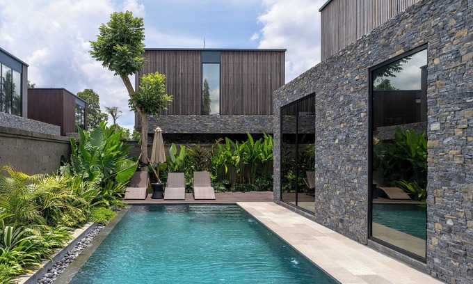 Ubud Villa | Two-Bedroom Luxury Pool Villa Onyx Garden View
