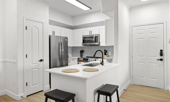 Chandler Apartment | TWO CozySuites Apartment Chandler