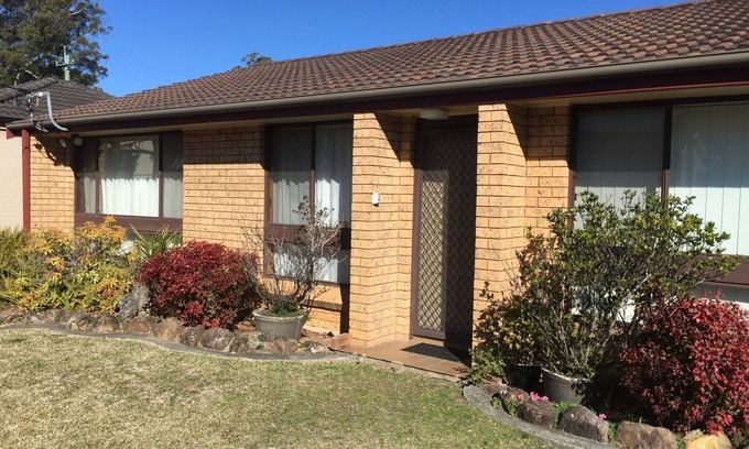 Callala Beach House | Two minute walk to white sandy beach with free wifi provided