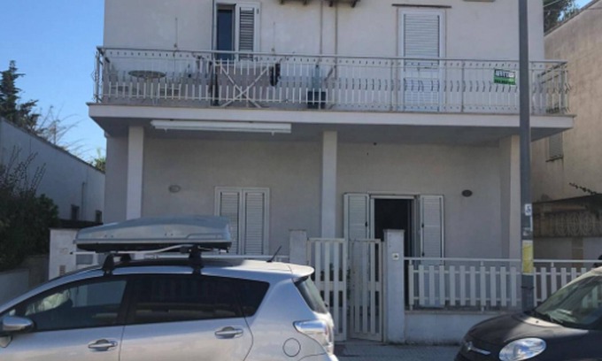 Scala di Furno Apartment | Two-room apartment a stone's throw from the sea