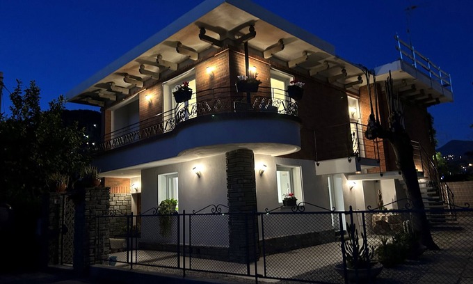 Bordighera Apartment | Two-room apartment 5 - Spacious apartment with double bedroom and kitchen/living room